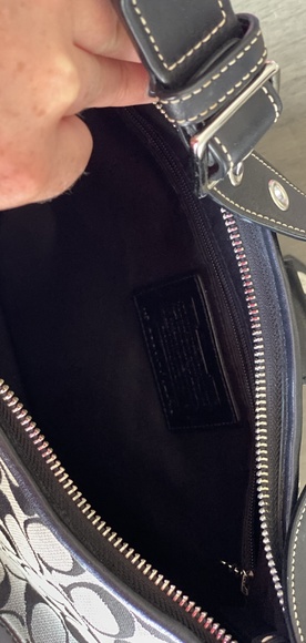 Coach purse EUC - Picture 3 of 3